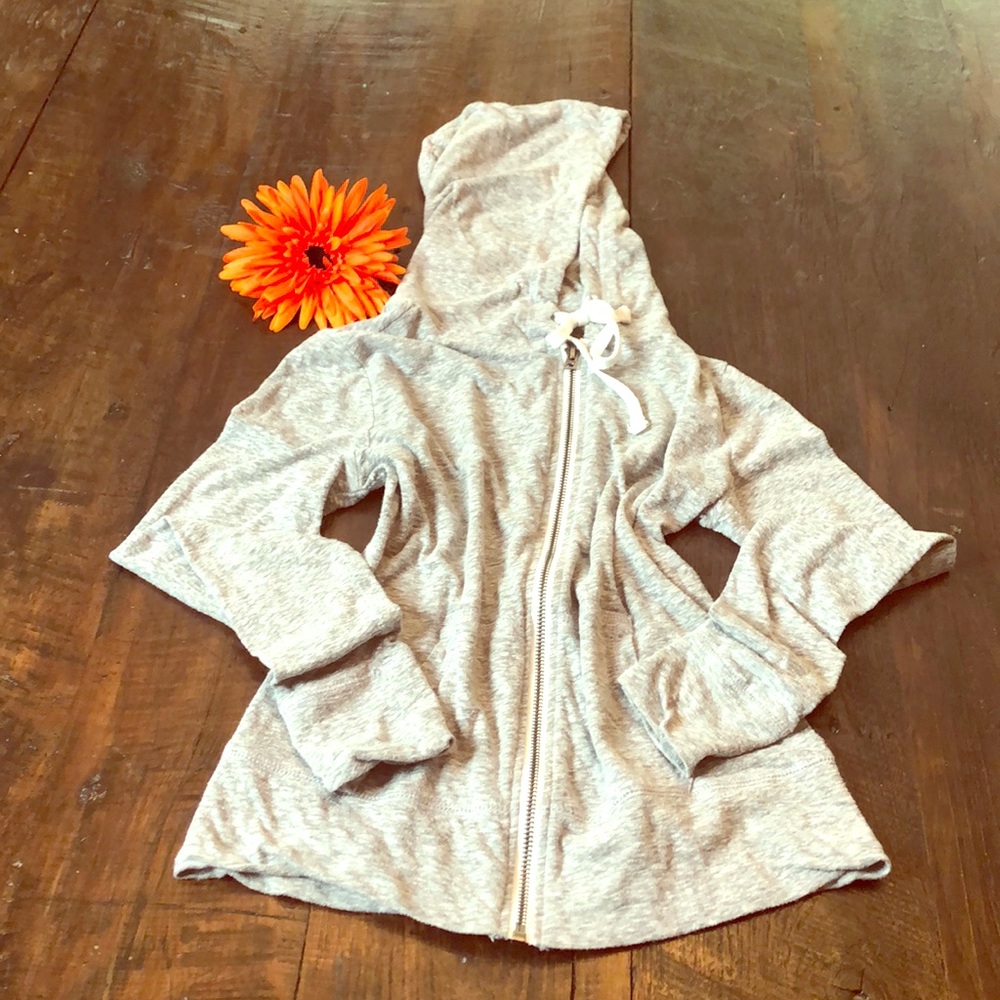 Girls/Youth Grey Hoodie jacket. Thin 4 summer.